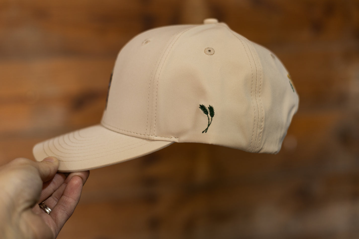 Ozzie Caddie Performance Hat